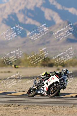 media/Dec-07-2025-CVMA (Sun) [[3e7d2de5dc]]/Race 17-Amateur Formula Middleweight/